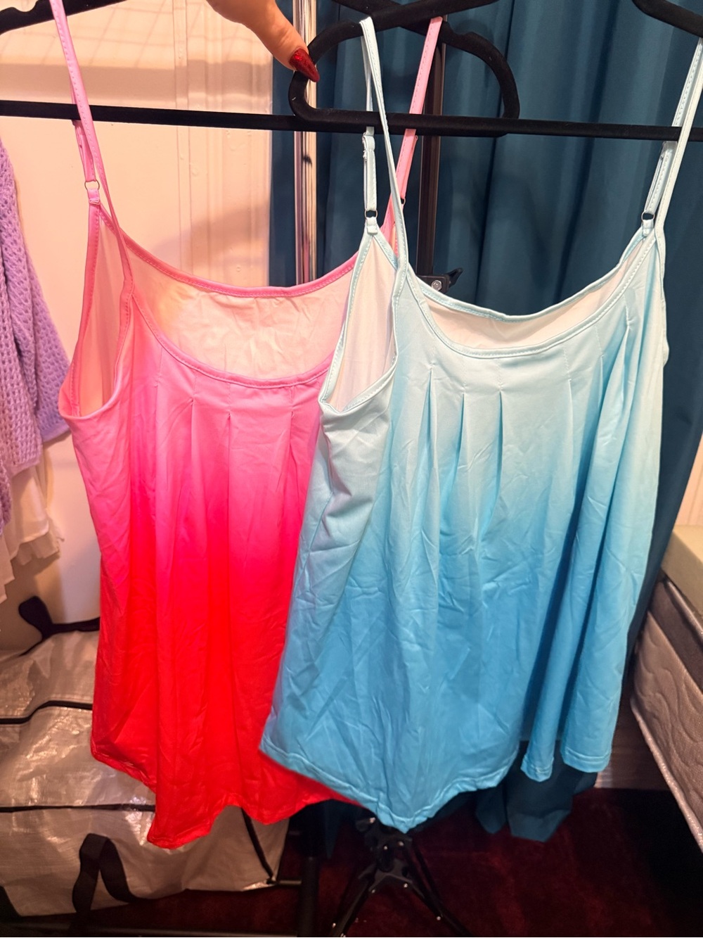 2 pack Ombre Spaghetti-Strap Cami Top — Pink & Light Blue